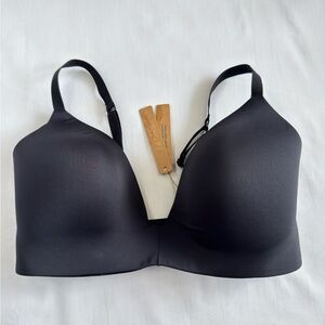 SKIMS Body lightly lined bra 34H